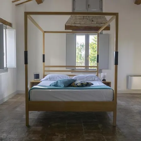 Leone, Enjoy Staying Together Again In Pure Nature Villa
