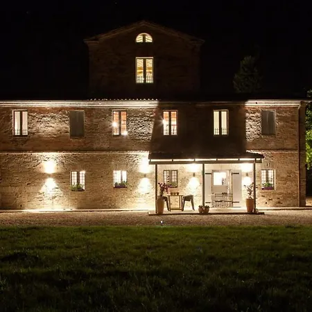 Leone, Enjoy Staying Together Again In Pure Nature * Santa Maria Nuova (Ancona)